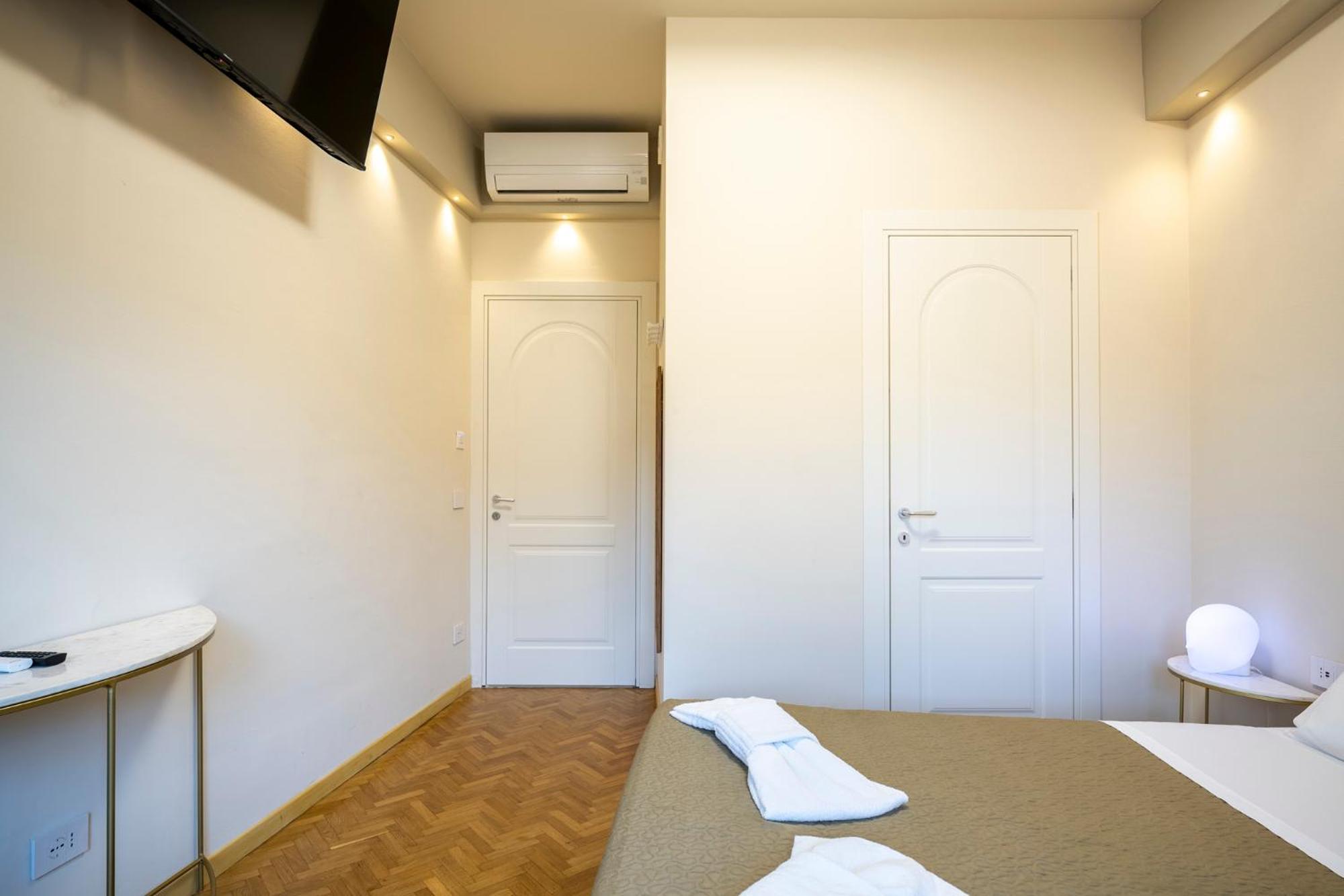 Duomo - Camere Matrimoniali Con Bagno Privato Firenze Eksteriør billede
