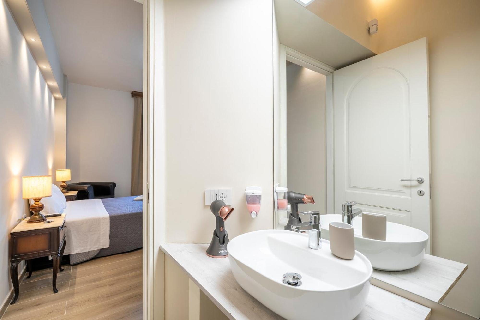 Duomo - Camere Matrimoniali Con Bagno Privato Firenze Eksteriør billede