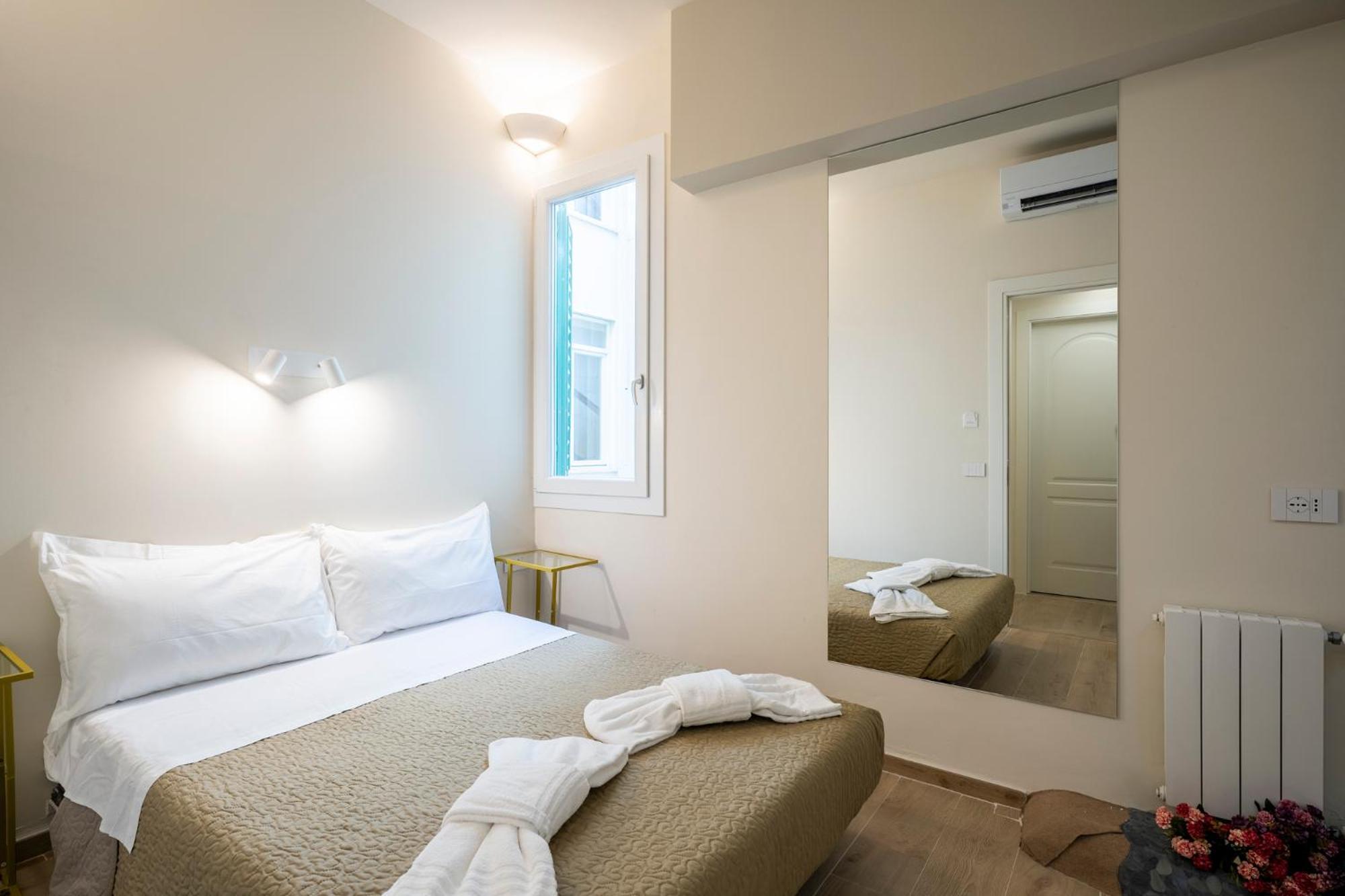Duomo - Camere Matrimoniali Con Bagno Privato Firenze Eksteriør billede
